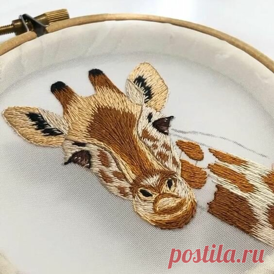 Самая воздушная и изящная вышивка. Делимся идеями применения вышивки на фатине | Все о вышивке гладью | Яндекс Дзен