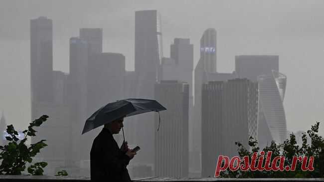 Москвичей предупредили о плохой погоде в пятницу