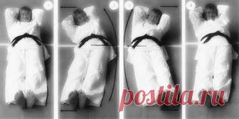 Кацудзо Ниши: «Самое первое — позвонки все становятся на свои места!» Приводит в порядок позвоночник без хирургического вмешательства.