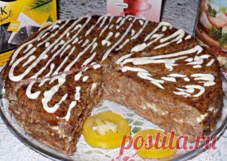 Запеканка из куриной печени с рисом,луком и морковью. 
Очень нежная и вкусная. 
Автор: Наталья Кондратюк 

Ингредиенты: 
Печень куриная -1 кг 
Рис – 1 стакан 
Яйцо куриное – 3 шт. 
Молоко- 240 г 
Лук репчатый – 3-4 шт 

Морковь 2 шт 
Масло растительное 1 ст.л 

Мука 2-3 ст.л 
Чеснок 2-3 зубчика 

Соль, перец по вкусу 
Майонез можно заменить сметаной 

Приготовление: 
Первым делом ставим вариться рис. В кастрюлю наливаем два стакана воды, высыпаем стакан риса, доводим до ки...