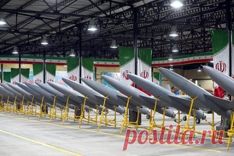 Стало известно о попытке США убедить Иран отказаться от поставки дронов в Россию. США в ходе двусторонних переговоров в Катаре и Омане попросили Иран прекратить поставки боевых дронов в Россию, заявил иранский высокопоставленный чиновник. По его словам, американские делегаты заявили о необходимости «более конкретных шагов» в виде полного прекращения поставок дронов и запчастей к ним.