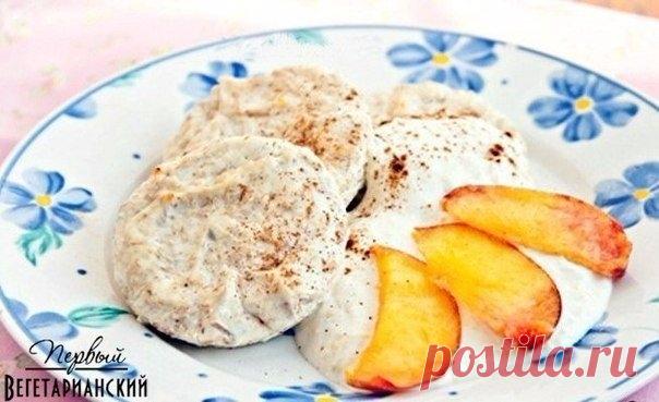 Диетические сырники с йогуртово-лимонным соусом