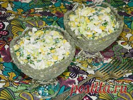 Вкусный и сочный салат с курицей / Рецепты с фото Последнее время я полюбила салаты в которых не очень много ингредиентов. Как правило они получаются не менее сытными но при этом лучше усваиваются. Объясняется это просто разнообра...
