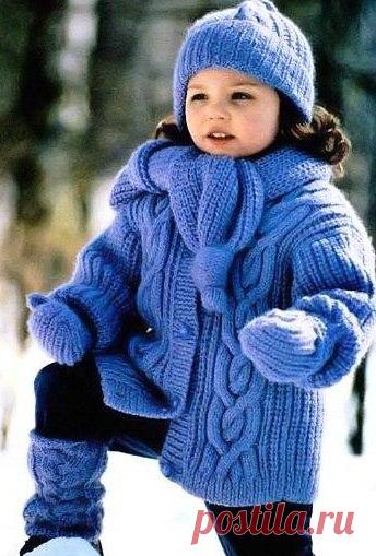 Вязание: зимняя куртка для девочки.