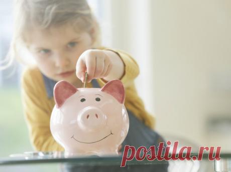 Как научить ребенка обращаться с деньгами | Marie Claire