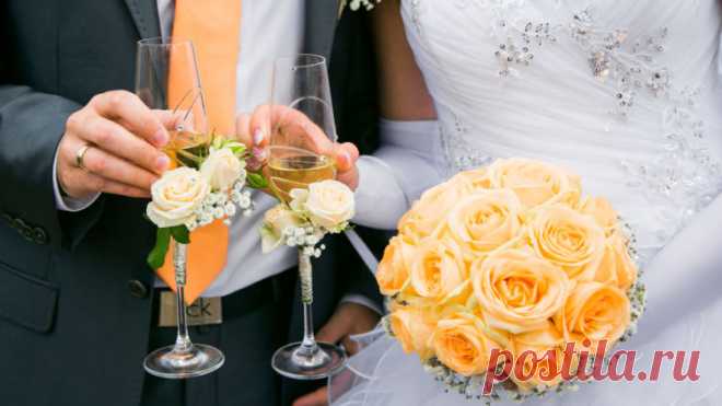 Разбить или сохранить? Всё о свадебных бокалах | Культура, искусство, история