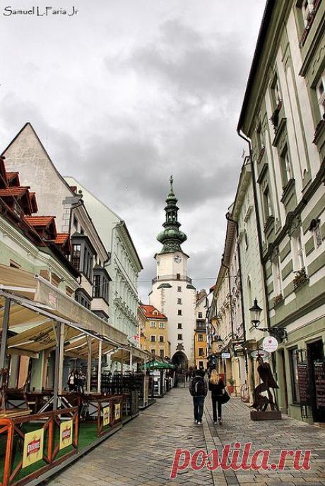 Bratislava - Slovakia, 
flickr от Samuca° |  Pinterest: инструмент для поиска и хранения интересных идей