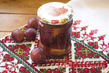 Маринованные сливы с чесноком / Простые рецепты