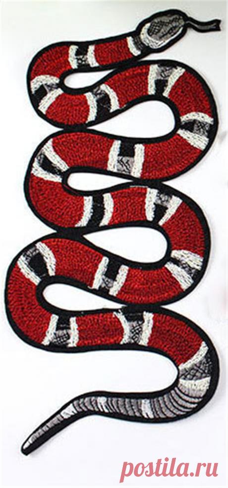 Змея Вышитые Патч Пришить Мотив Аппликация Одежды Мультфильм Патч Одежды Аппликации ПОДЕЛКИ Аксессуар купить на AliExpress