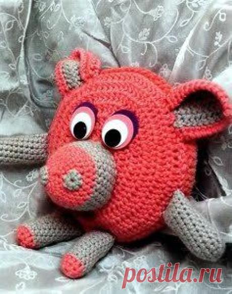 Вязаная игрушка-подушка &quot;Хрюша&quot; » Вязун.ру - вязаный мир своими руками! Вяжем одежду и игрушки крючком и спицами!