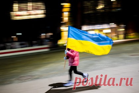 Поляки жестоко избили двух украинцев и потребовали убраться домой. Поляки жестоко избили двух украинцев, с которыми они вместе распивали спиртное. По данным журналистов, инцидент произошел с 25 на 26 марта возле парка в городе Лодзь, но известно о нем стало только сейчас. В драке пострадали двое украинских граждан: 38-летний Андрей и его 26-летний брат Павел.