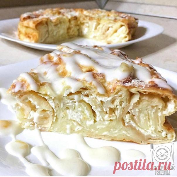 Очень быстрый и простой пирог из лаваша
на 100грамм - 126.99 ккалБ/Ж/У - 12.57/2.59/12.95