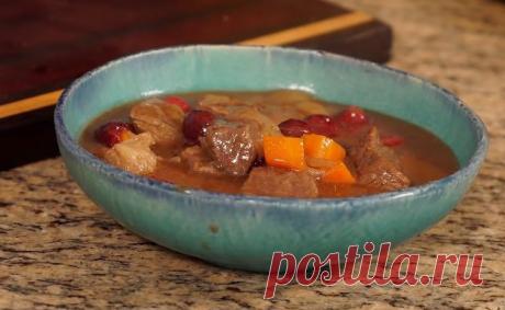 Рецепт еврейского национального блюда "эсик флейш" по-советски - говядина в пряничном соусе | Искусство повара | Пульс Mail.ru