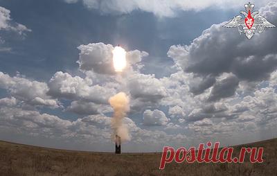 Дамоклов меч и "Прометей": какие угрозы должен парировать С-500. Дмитрий Литовкин — о том, что известно о новой российской зенитно-ракетной системе и ее предполагаемых мишенях