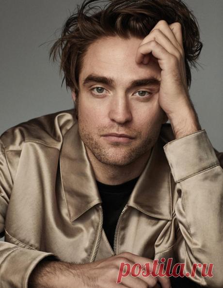 Зіркова фотосесія на «Каннах 2019» від Madame Figaro.
Роберт Паттинсон