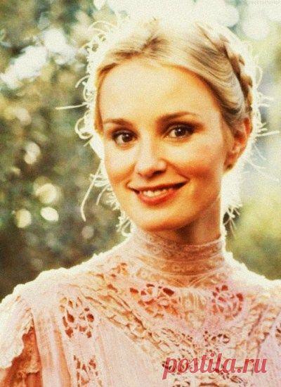 Джессика Лэнг