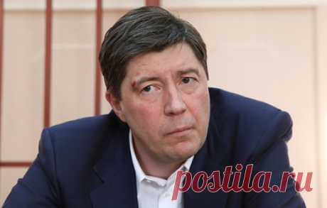 Суд отправил в СИЗО владельца обанкротившегося банка &quot;Югра&quot;. Алексею Хотину изменили меру пресечения с домашнего ареста на заключение под стражу на срок три месяца