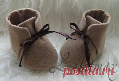 Gallery.ru / Фото #1 - Сапожки для куколки. - Vladikana