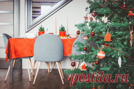 Названы российские мегаполисы с самой дорогой арендой на Новый год. Больше всего заплатить за посуточную аренду жилья на зимние праздники придется в Москве, Санкт-Петербурге и Казани. К таким выводам пришли аналитики ЦИАН при изучении рынка съемной недвижимости в крупных российских городах. Сильнее всего перед Новым годом цены выросли в Казани.