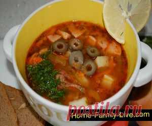 Солянка сборная мясная - пошаговый фоторецепт - суп с мясом и копченостями