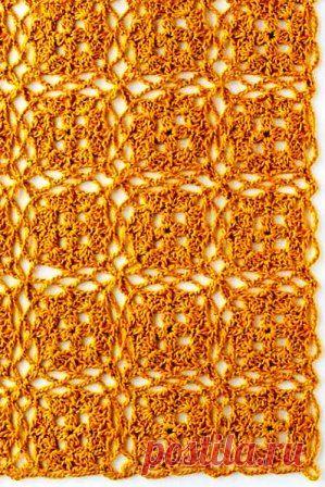 Квадратные мотивы связанные крючком.