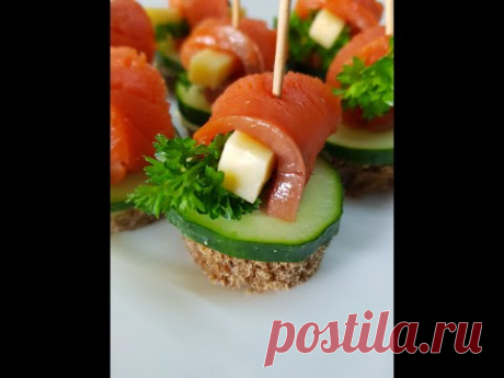 Бутерброды с рыбой и огурцом