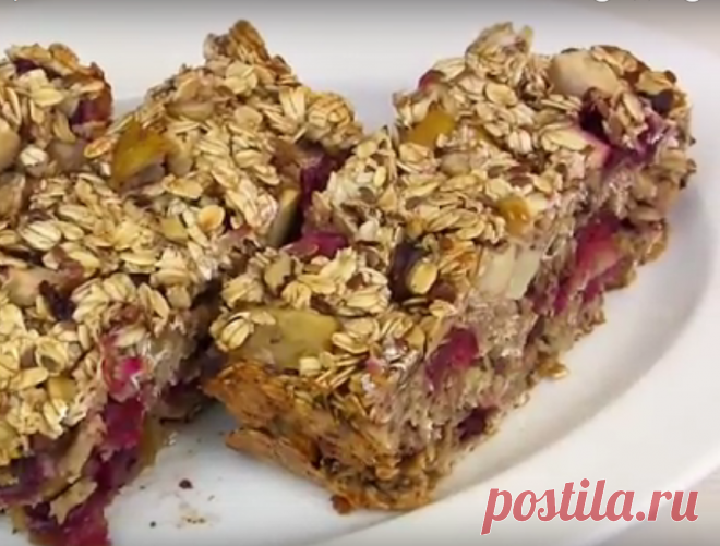 Полезный пирог к утреннему чаю — готовим из овсянки Представляем вам рецепт вкусного и очень полезного пирога из овсянки. Это идеальное блюдо к завтраку. Готовится пирог просто и быстро. Вы полюбите этот пирог и будете готовить его снова и снова.
Необх…