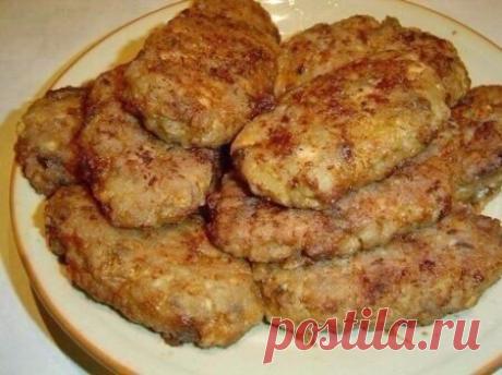 Вкуснейшие курино-грибные котлеты
Ингредиенты:
- 500гр куриного фарша
- 1 кг любых грибов
Показать полностью…