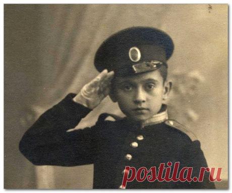 КАК 6-ЛЕТНИЙ МАЛЬЧИК СПАС СВОЮ СЕСТРУ И ПОРАЗИЛ ИМПЕРАТОРА. | Необычная история