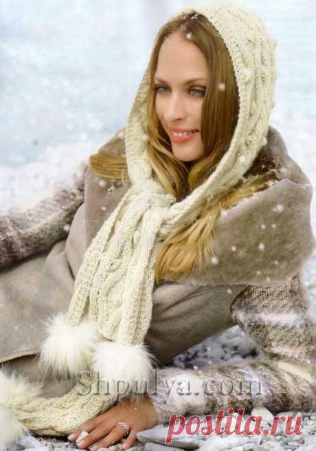 Шарф-капюшон с меховыми помпонами - SHPULYA.com