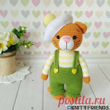 Вязаный котик. Описание вязания

#игрушка_крючком@knit_toyss, #кот_крючком@knit_toyss

Автор описания: Людмила Орлова
Показать полностью...