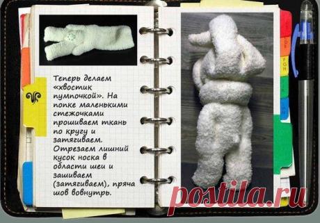 Мастер-класс по созданию замечательного длинноухого носко-зайца.