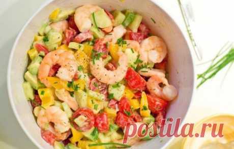 8 вкуснейших салатов, которые так и просятся на новогодний стол