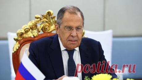 Запад &quot;заполонил&quot; секретариаты международных организаций, заявил Лавров