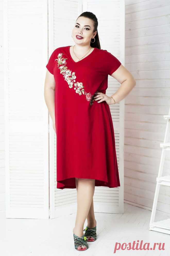 butik_miloraЛетнее платье большого размера «Любава-однотонная» 
Размеры: с 48 по 82! 
Ткань-вискоза однотонная.

48-50,52-54,56-58 – 2830 рублей
60-62,64-66 – 3100 рублей
68-70,72-74 – 3270 рублей
76-78 – 3540 рублей
80-82 – 3800 рублей

Удобное и женственное платье большого размера «Любава» выполнено из вискозы премиум качества. Изделие имеет «V» -образную горловину, короткие рукава – кимоно, трапециевидный силуэт, низ выполнен в виде арки. Изделие декорировано термонакат...