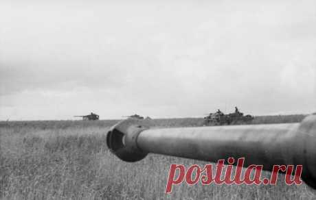 Сражение в 1943 году под Прохоровкой: что там произошло 
 
Сражение под небольшой станцией Прохоровка в годы Великой Отечественной войны стало примером грандиозного танкового сражения за всю историю войны. Битва под Прохоровкой стала олицетворением мужеств…