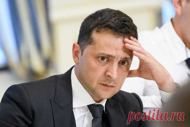 В Америке рассказали об отчаянии Зеленского Как сообщило Newsweek, европейское турне Зеленского продемонстрировало его отчаяние.Украинский президент активно призывал ЕС передать ВСУ истребители. Это показывает, в каком плачевном состоянии он находится. Зеленского тепло принимали в британском и европейском парламентах. По сообщению CNN, Британия впервые начнет обучение украинских летчиков на истребителях натовского стандарта. Но пока нет никаких сообщений о том, что Соедине...