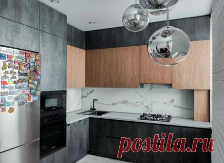 Матовая красота в сочетании с деревом. Фасады древесные - AGT Фасады с каменной текстурой - ALVIC ZENIT Соблюдено правило рабочего треугольника.