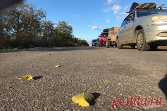 На Украине сообщили о взрывах в подконтрольном ВСУ Запорожье. Воздушная тревога в региона была объявлена в 9:17 по московскому времени.