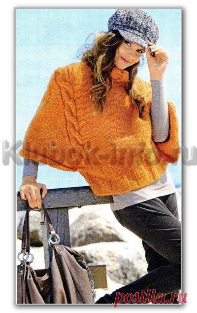 Вязание спицами для женщин. Однотонный короткий пуловер-пелерина с косами. Размеры: 38-40, 42-44