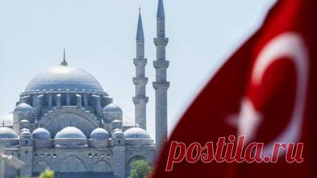 Турция установила контакт с властями Черногории после беспорядков