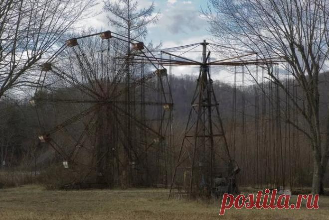 Парки аттракционов и цирки с привидениями Выходные и отпуск — это время отдыха и веселья. Многие города предлагают нам самые разнообразные достопримечательности. Часто одним из них является парк развлечений. Трудно представить себе место менее страшное, чем парк с каруселями, горками и кривыми зеркалами. Тем не менее существует много жутких историй про заброшенные парки аттракционов, комнаты страха и безумных клоунов. Сколько правды в этих слухах? Возможно ли, чтобы место,...