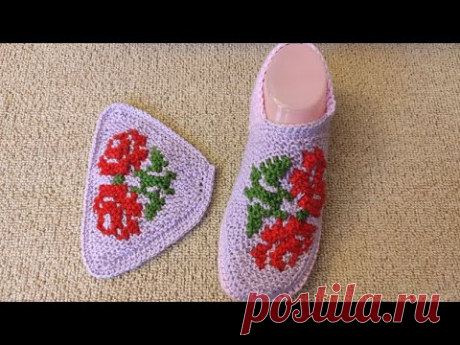 Сиреневые тапочки с красивыми красными розами