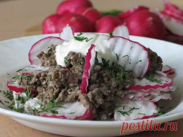 Салат из редиса с печенью