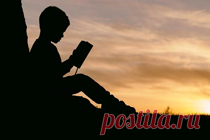 В России продолжат выпускать детские книги про муми-троллей. Отзыв прав на использование образов муми-троллей — персонажей серии книг финской писательницы и художницы Туве Янссон — не повлияет на издание в России книг с этими сказочными героями, сообщили в пресс-службе издания «Азбука-Аттикус».