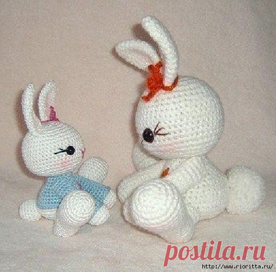 вязаный зайчик
