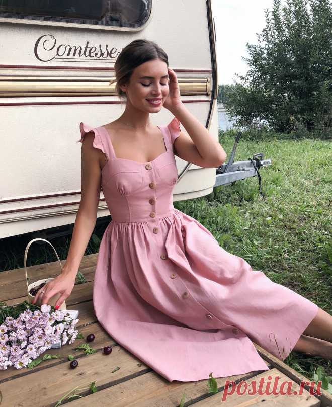 Larne. RussianBrand в Instagram: «Перламутрово-розовый цвет, оборки, натуральный лён, длина миди — все это сочетается в нашем любимом платье-бюстье💕 От него исходит особое…» 8,392 отметок «Нравится», 287 комментариев — Larne. RussianBrand (@larne_studio) в Instagram: «Перламутрово-розовый цвет, оборки, натуральный лён, длина миди — все это сочетается в нашем любимом…»