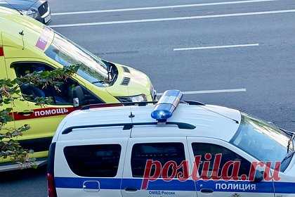 В массовом ДТП на российской трассе пострадали пять человек. Пять человек пострадали в массовом ДТП в Волгоградской области, сообщает пресс-служба МВД по российскому региону. Авария произошла на мосту через реку Ахтуба в Среднеахтубинском районе 12 октября около 7 утра. По предварительным данным, водитель Daihatsu не справился с управлением на скользкой дороге.