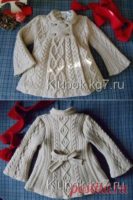 Пальто «Элизабет» по модели Ральфа Лорена.