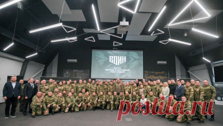 В Тюмени завершилось обучение инструкторов центра &quot;Воин&quot;. В Тюмени завершилось трехмесячное обучение новых инструкторов центра &quot;Воин&quot;, сообщает пресс-служба организации. Всего профессиональную переподготовку прошли около ста человек из 10 регионов России. Во время обучения участников ...